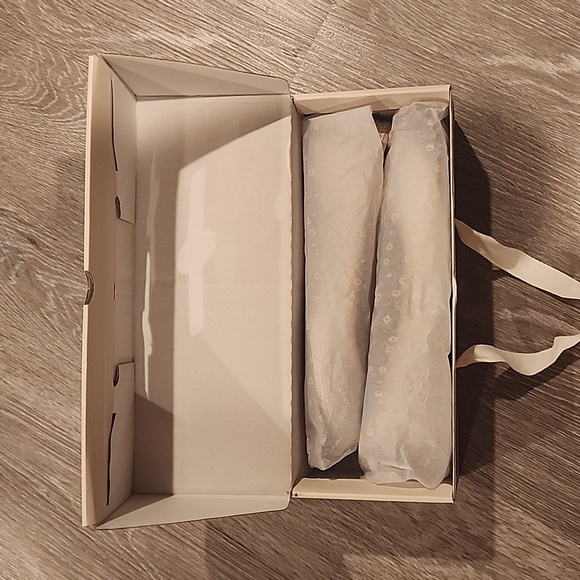 Copper Key Rhinestone Flats - Picture 6 of 7